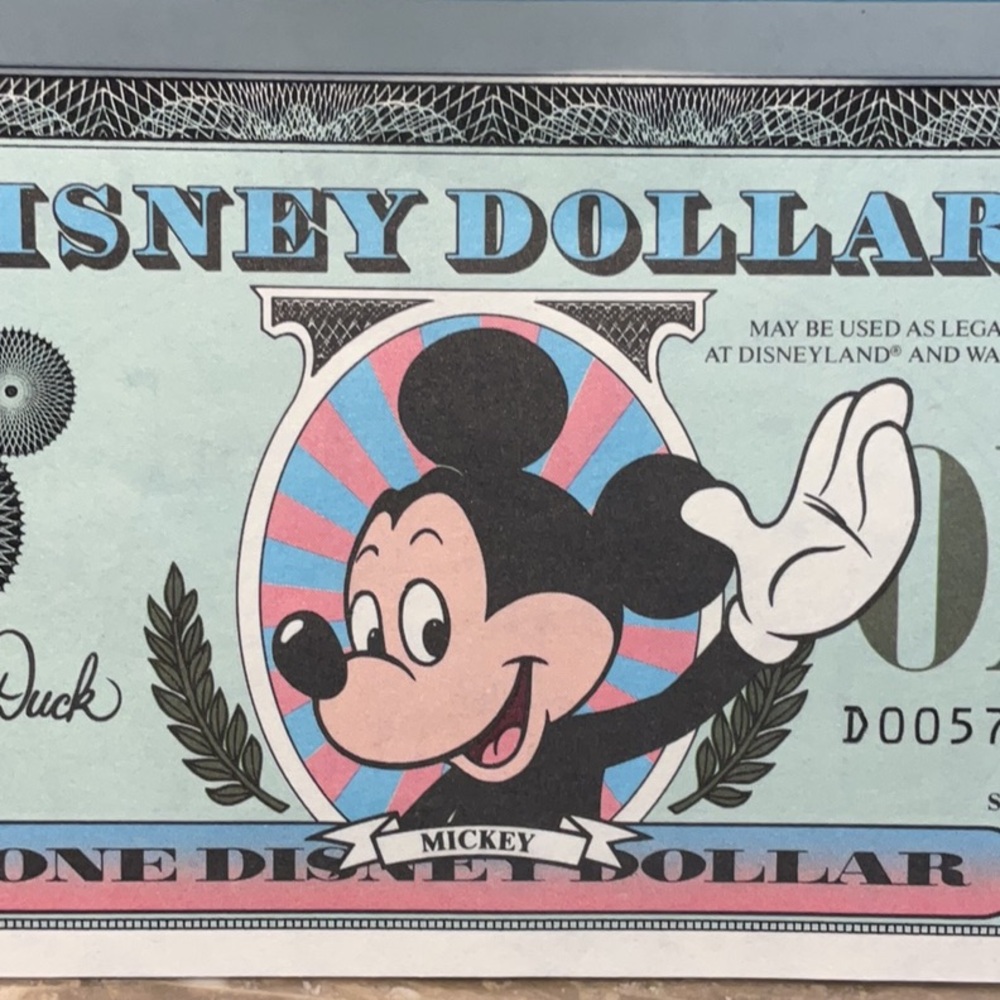 VINTAGE 1987 DISNEY DOLLAR - Picture 2 of 7
